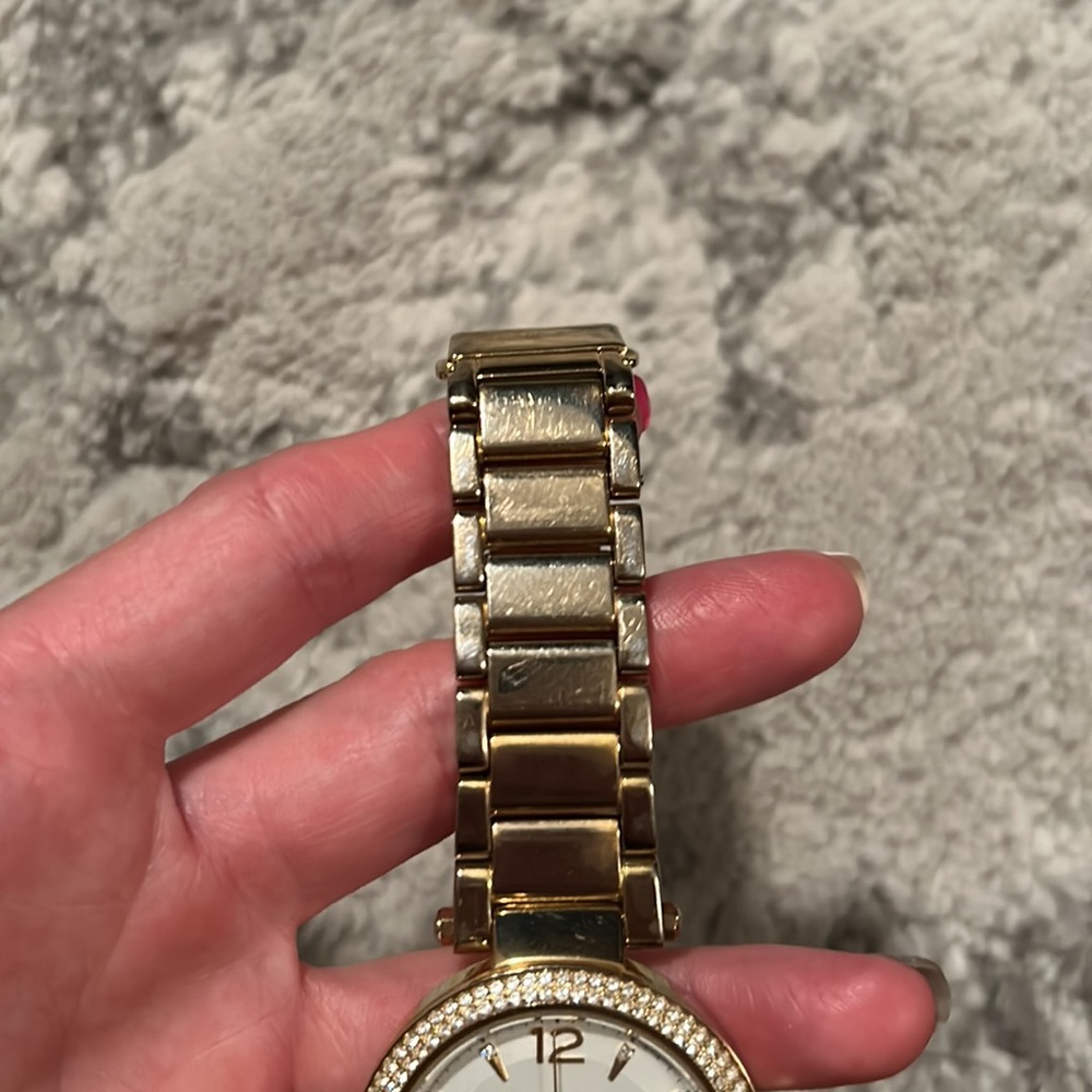 Michael Kors Women’s Watch - Picture 2 of 4